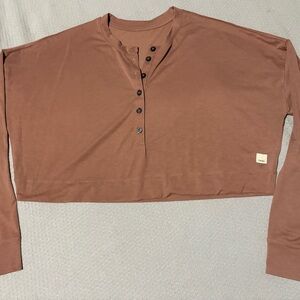 Vuori Women’s Avalon Henley Long Sleeve Cropped Top In Light Terracotta L EUC!!